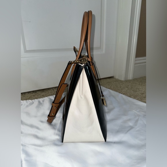 Michael Kors Medium Mercer Messenger Patent Leather Purse - Picture 8 of 16